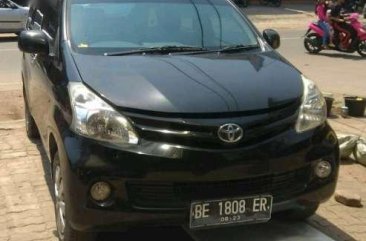 2013 Toyota Avanza E dijual