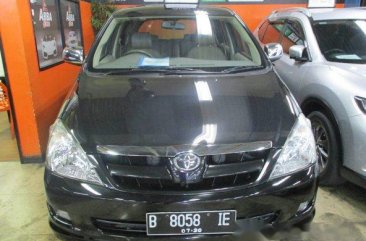 Toyota Kijang Innova 2.0 V 2005 Dijual 