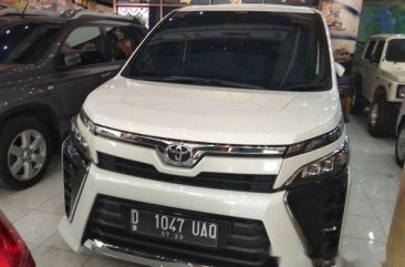 Toyota Voxy 2018 Dijual