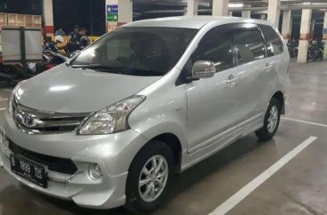 Jual Toyota Avanza G Luxury 2015