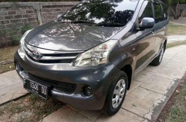 Toyota Avanza E 2013 abu-abu