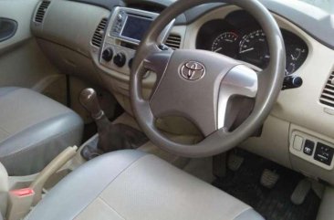 2013 Toyota Kijang Innova 2.0 G dijual