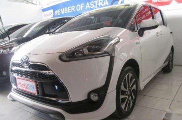 Jual Toyota Sienta Q CVT 1.5 AT 2017