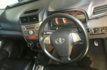 Jual Toyota Avanza 2012