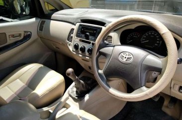 2014 Toyota Kijang Innova 2.0 G dijual