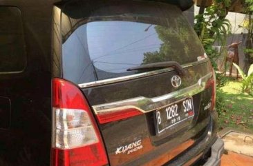 Toyota Kijang Innova 2.0 V 2014 Dijual