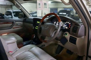 Toyota Land Cruiser V8 4.7 dijual cepat