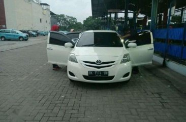 Toyota Limo  bebas kecelakaan