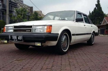 Toyota Corona  bebas kecelakaan