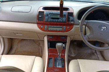 Toyota Camry 2002 dijual cepat