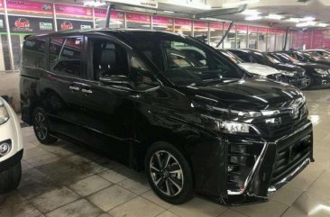 Jual Toyota Voxy 2017, KM Rendah