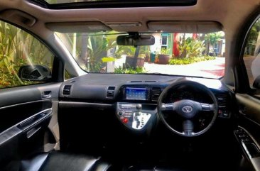 Jual Toyota Wish 2004 Automatic