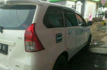 Toyota Avanza 2013 dijual cepat