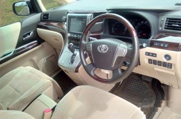 Toyota Alphard 2012 dijual cepat