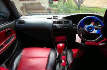 Butuh uang jual cepat Toyota Corolla 1993