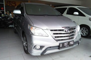 Jual Toyota Kijang Innova 2014, KM Rendah