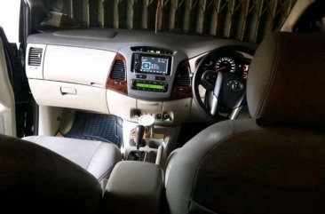 Jual Toyota Kijang Innova 2010 Automatic