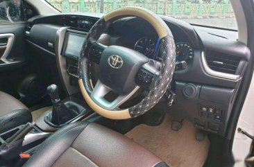 Butuh uang jual cepat Toyota Fortuner 2016