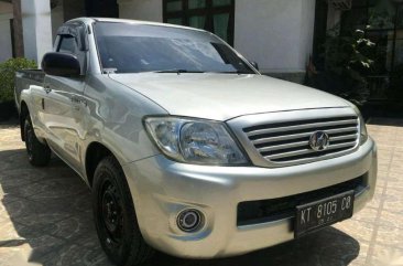 Toyota Hilux 2011 dijual cepat