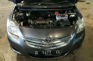 Toyota Limo 2010 bebas kecelakaan