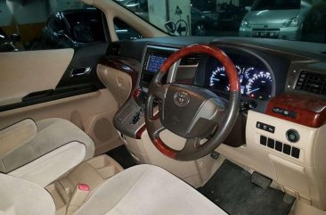 Toyota Alphard G dijual cepat