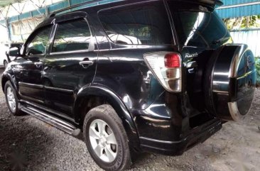 Toyota Rush 2011 bebas kecelakaan