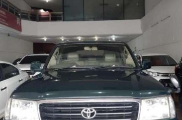 Butuh uang jual cepat Toyota Land Cruiser 2001