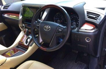 Toyota Alphard G dijual cepat