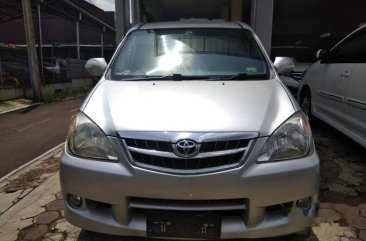 Toyota Avanza 2009 bebas kecelakaan