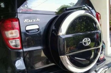 Toyota Rush 2010 dijual cepat