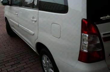 Jual Toyota Kijang Innova 2014, KM Rendah