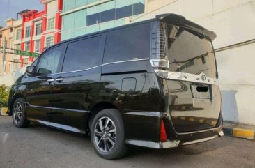 Jual Toyota Voxy 2018 Automatic