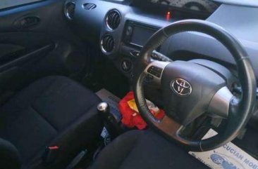 Toyota Etios 2014 dijual cepat