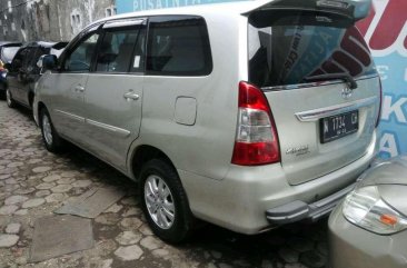 Jual Toyota Kijang Innova 2011 Automatic