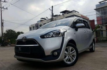 Jual Toyota Sienta 2017 harga baik