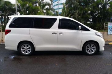 Toyota Alphard Q dijual cepat