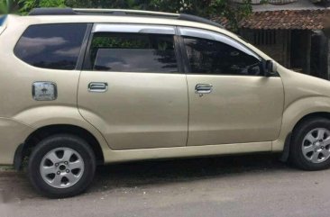 Butuh uang jual cepat Toyota Avanza 2006