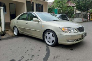 Butuh uang jual cepat Toyota Camry 2005