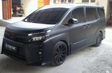 Jual Toyota Voxy  harga baik