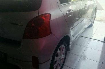 Toyota Yaris 2012 bebas kecelakaan