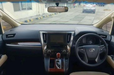 Jual Toyota Alphard 2016 harga baik