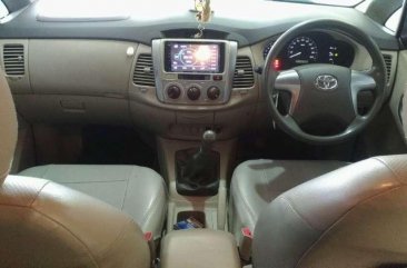 Jual Toyota Kijang Innova 2013, KM Rendah