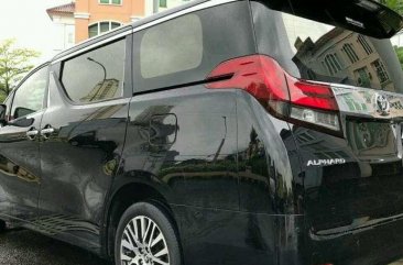 Jual Toyota Alphard 2015 Automatic