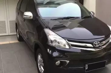 Toyota Avanza 2012 bebas kecelakaan