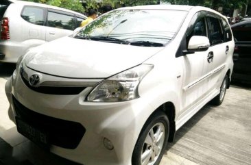 Toyota Avanza Veloz dijual cepat