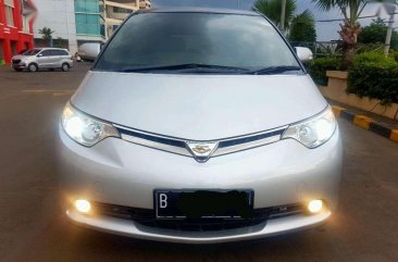 Toyota Estima  dijual cepat