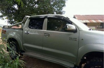 Toyota Hilux 2011 bebas kecelakaan