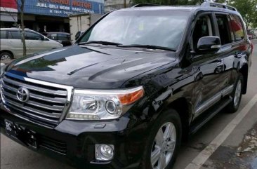 Jual Toyota Land Cruiser 2012 harga baik