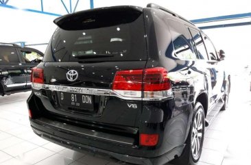 Jual Toyota Land Cruiser 2017, KM Rendah