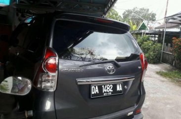 Butuh uang jual cepat Toyota Avanza 2013